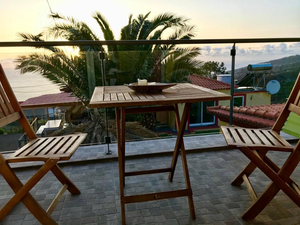 Casa Da Relva Com Piscina Aquecida Interna Appartement Arco da Calheta  Buitenkant foto